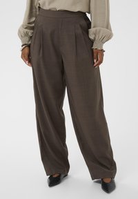 Широкие брюки Широкие брюки