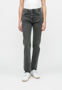 Джинсы Джинсы