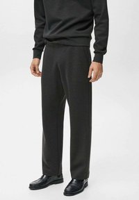 Спортивные штаны Спортивные штаны