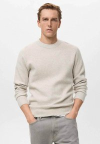 Пуловер Пуловер