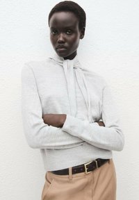 Пуловер Пуловер