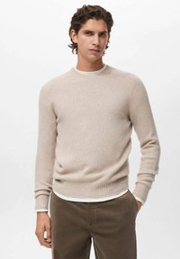 Пуловер Пуловер