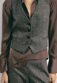 Короткая куртка Короткая куртка