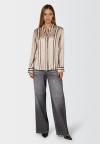 Блузка-рубашка Блузка-рубашка