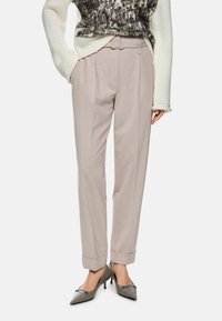 Широкие брюки Широкие брюки