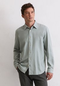 Рубашка Рубашка