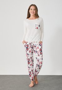 Пижама Пижама