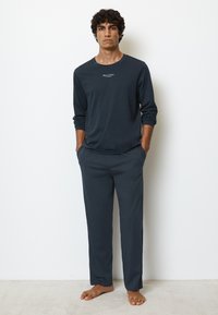 Толстовка Толстовка