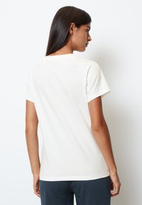 Футболка Футболка