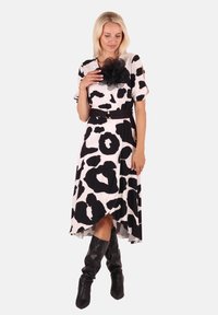 Летнее платье Летнее платье