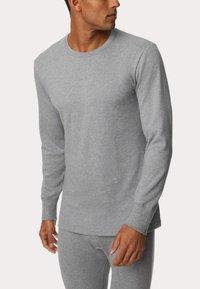 Лонгслив Лонгслив