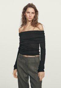 Лонгслив Лонгслив