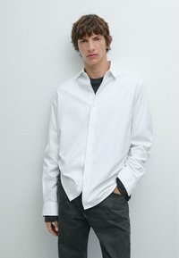 Рубашка Рубашка