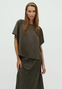 Блузка Блузка