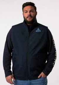 Жилет Жилет