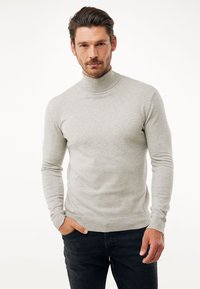 Водолазка Водолазка