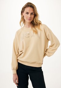 Толстовка Толстовка