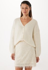 Кардиган Кардиган