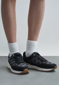 Сникерсы Сникерсы