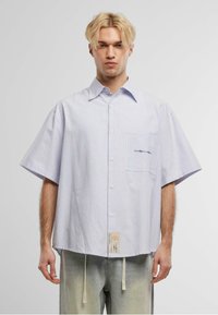 Рубашка с коротким рукавом Рубашка с коротким рукавом