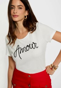 Футболка Футболка