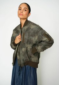 Блузон Блузон