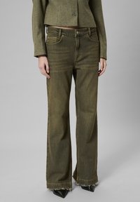 Джинсы Джинсы