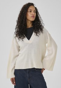 Пуловер Пуловер