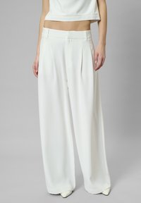 Брюки Брюки