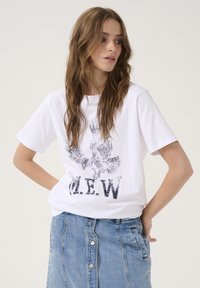 Футболка Футболка