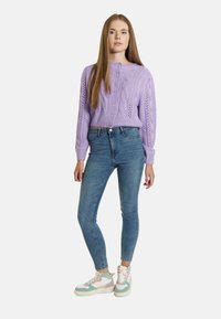 Жилет Жилет