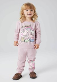 Спортивные штаны Спортивные штаны