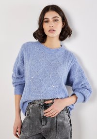 Пуловер Пуловер