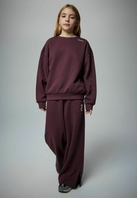 Толстовка Толстовка