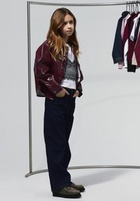 Джинсы Джинсы