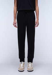 Спортивные штаны Спортивные штаны