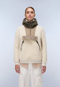 Флисовая куртка Флисовая куртка