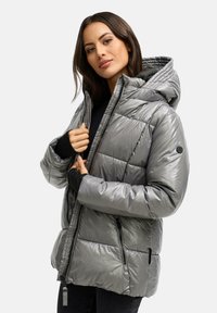 Зимняя куртка Зимняя куртка