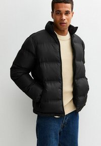 Зимняя куртка Зимняя куртка