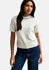 Пуловер с коротким рукавом Пуловер с коротким рукавом