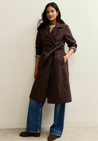 Тренч Тренч