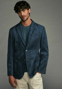 Кожаная куртка Кожаная куртка