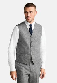 Жилет Жилет