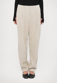 Широкие брюки Широкие брюки