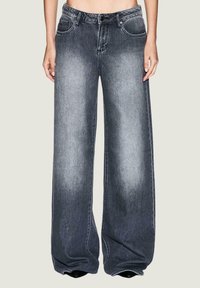 Широкие брюки Широкие брюки