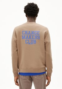 Толстовка Толстовка