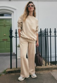 Спортивные штаны Спортивные штаны