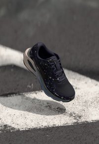 Беговые кроссовки Беговые кроссовки