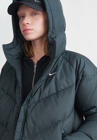 Пуховик Пуховик