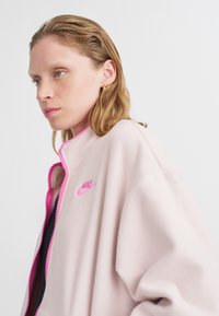 Флисовая куртка Флисовая куртка